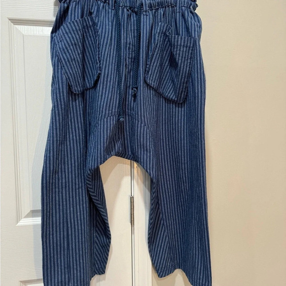 Free People pants oversized striped harem runy-on . - Picture 5 of 10